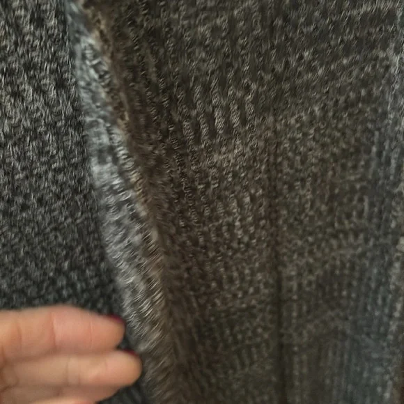 Knee length black tweed cardigan.  Size Large NEW - Picture 2 of 4